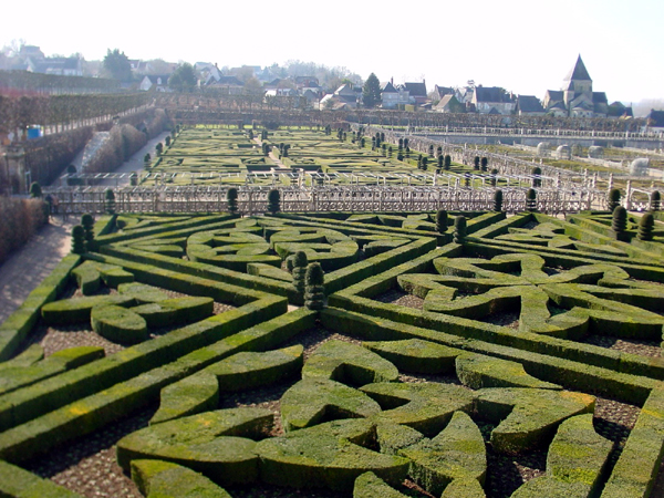 Villandry_Gardens knot parterre + topiary